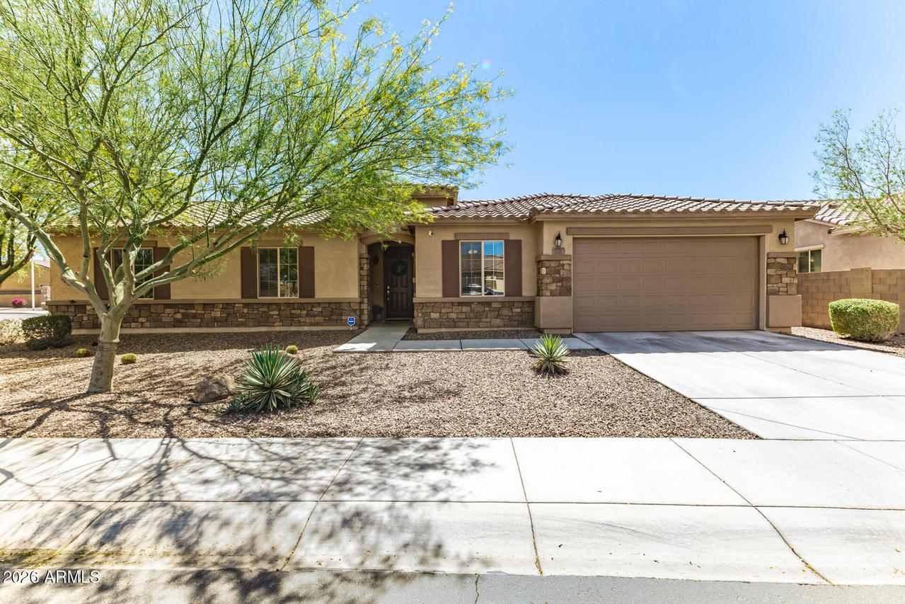 5735 W Huntington Dr., Laveen, AZ 85339