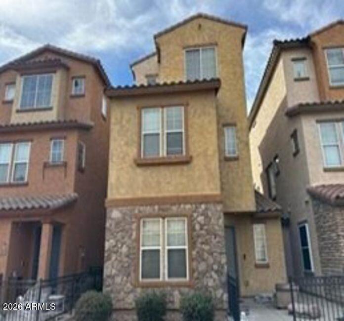 2016 N 78th Ave., Phoenix, AZ 85035