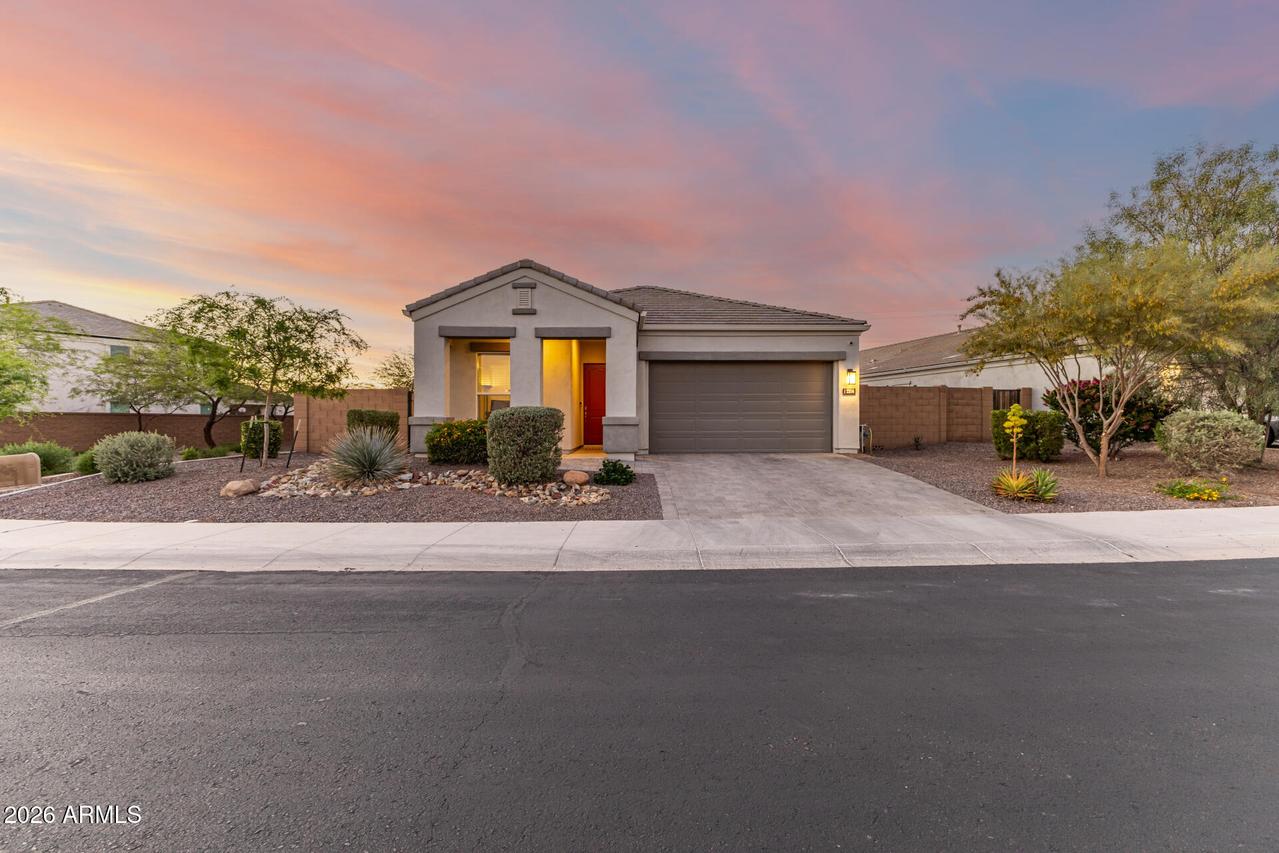 2314 E Questa Dr., Phoenix, AZ 85024