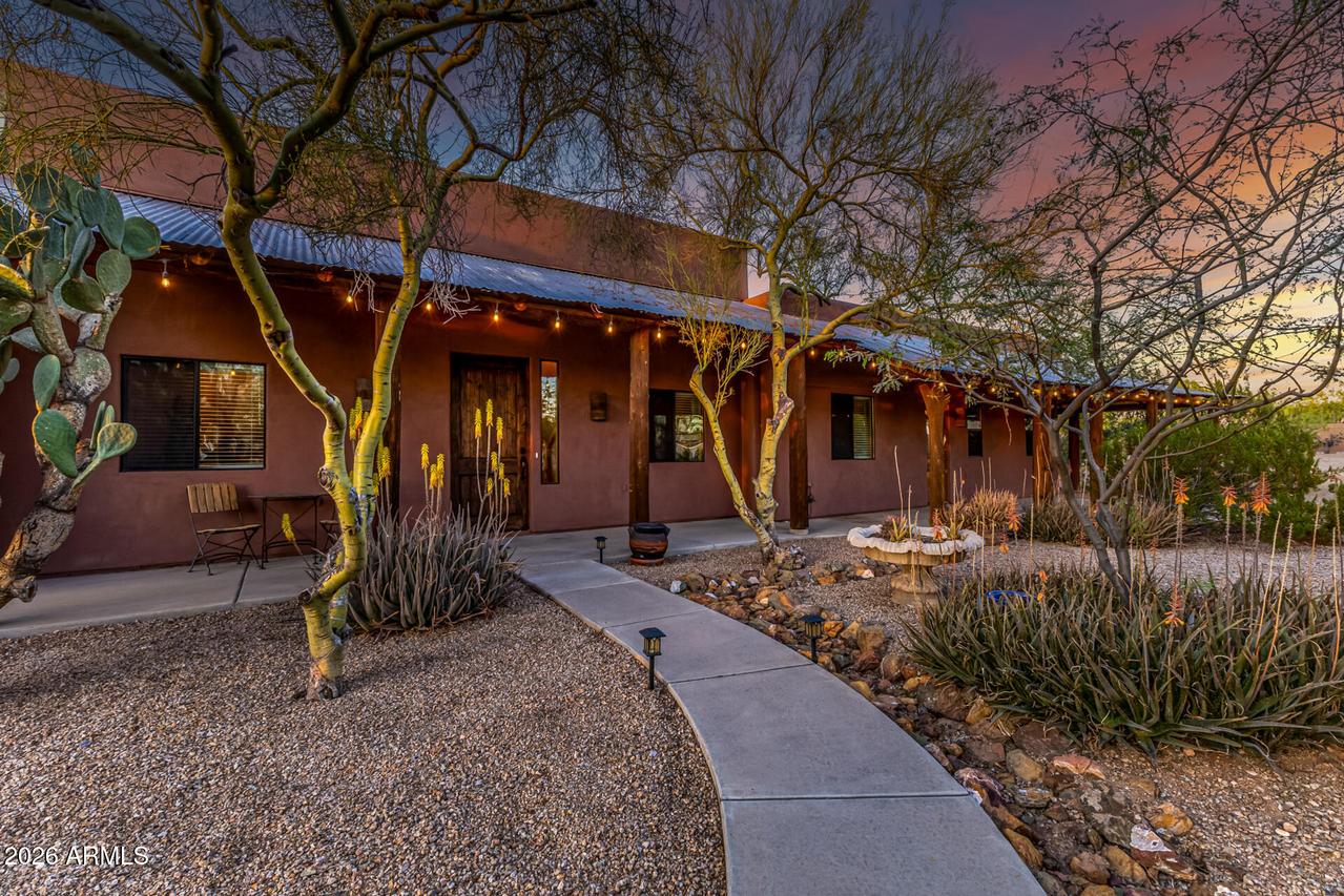 1910 E Joy Ranch Rd., Phoenix, AZ 85086