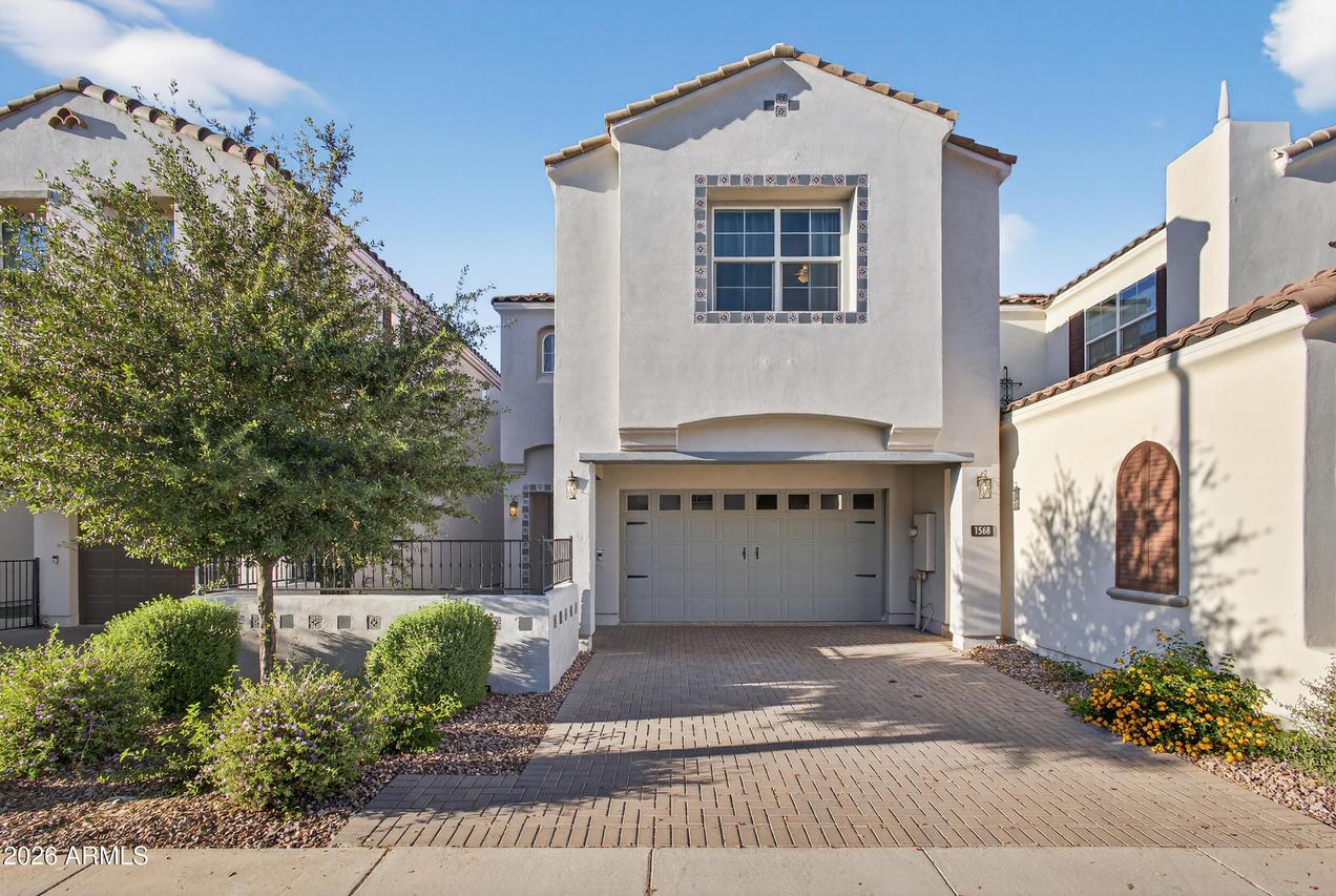 1568 E Shannon St., Gilbert, AZ 85295