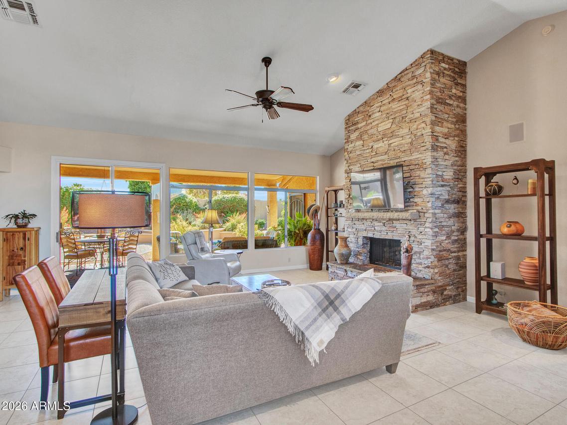 8933 W Rosemonte Dr., Peoria, AZ 85382