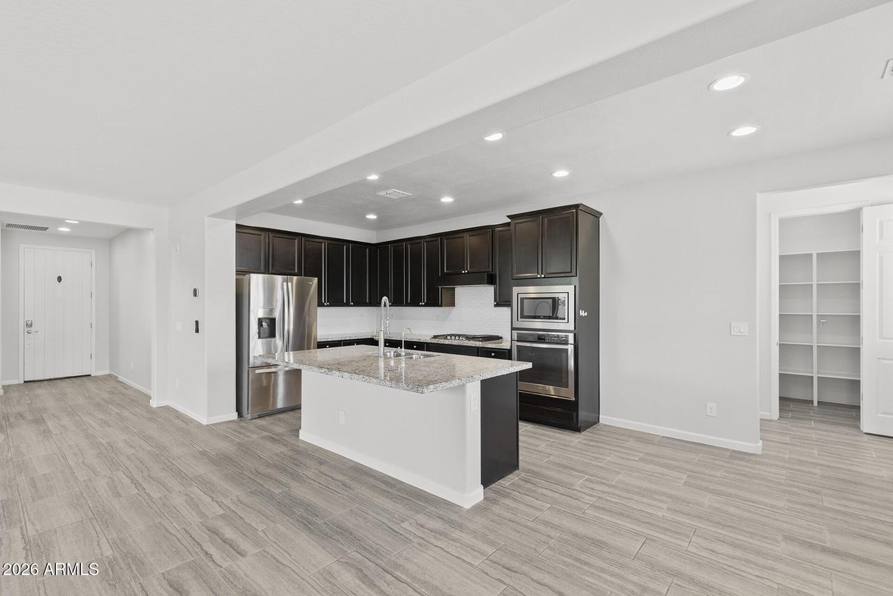 130 N Bay Dr., Gilbert, AZ 85233