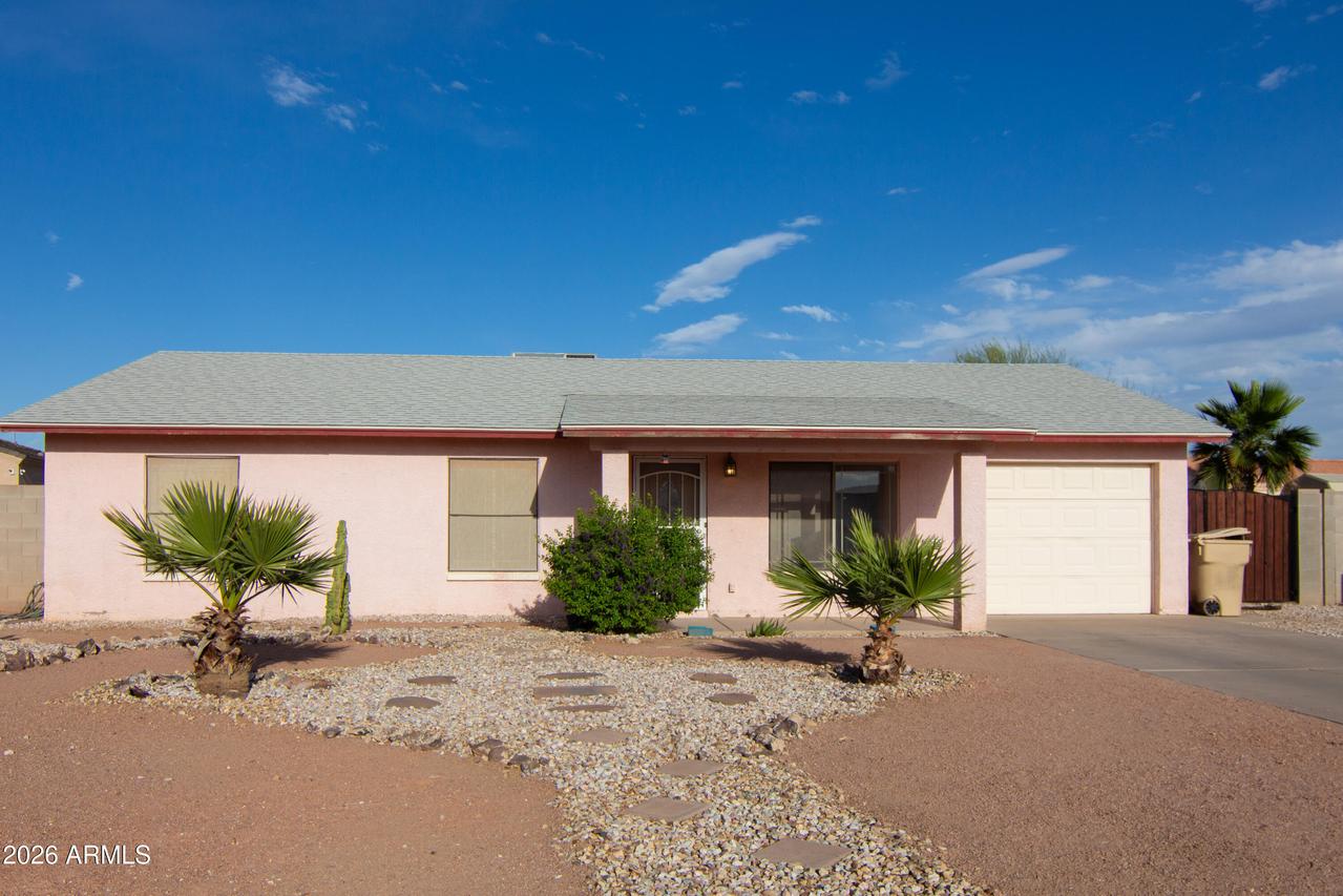 8890 W Rafael Dr., Arizona City, AZ 85123