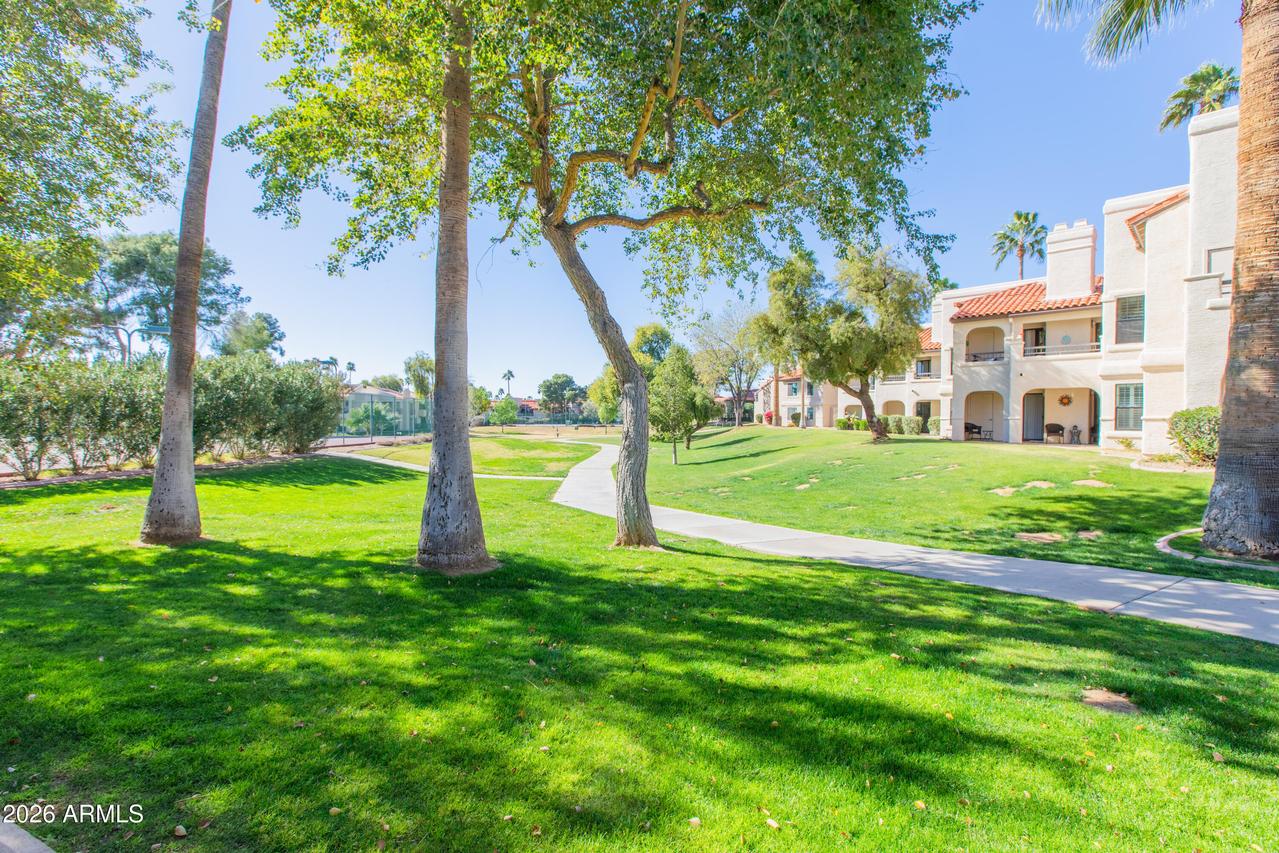 9460 E Mission Ln. #122, Scottsdale, AZ 85258