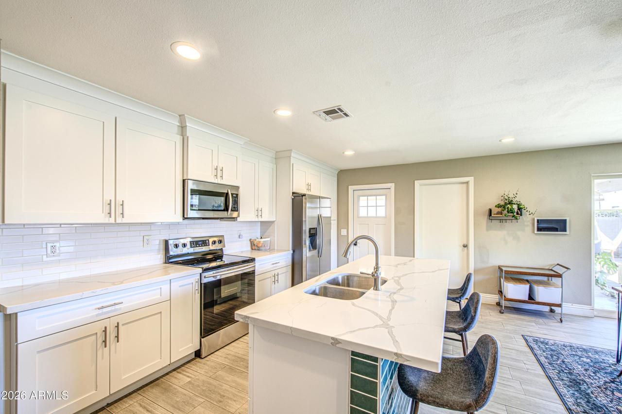 1640 N Queensbury Rd., Mesa, AZ 85201