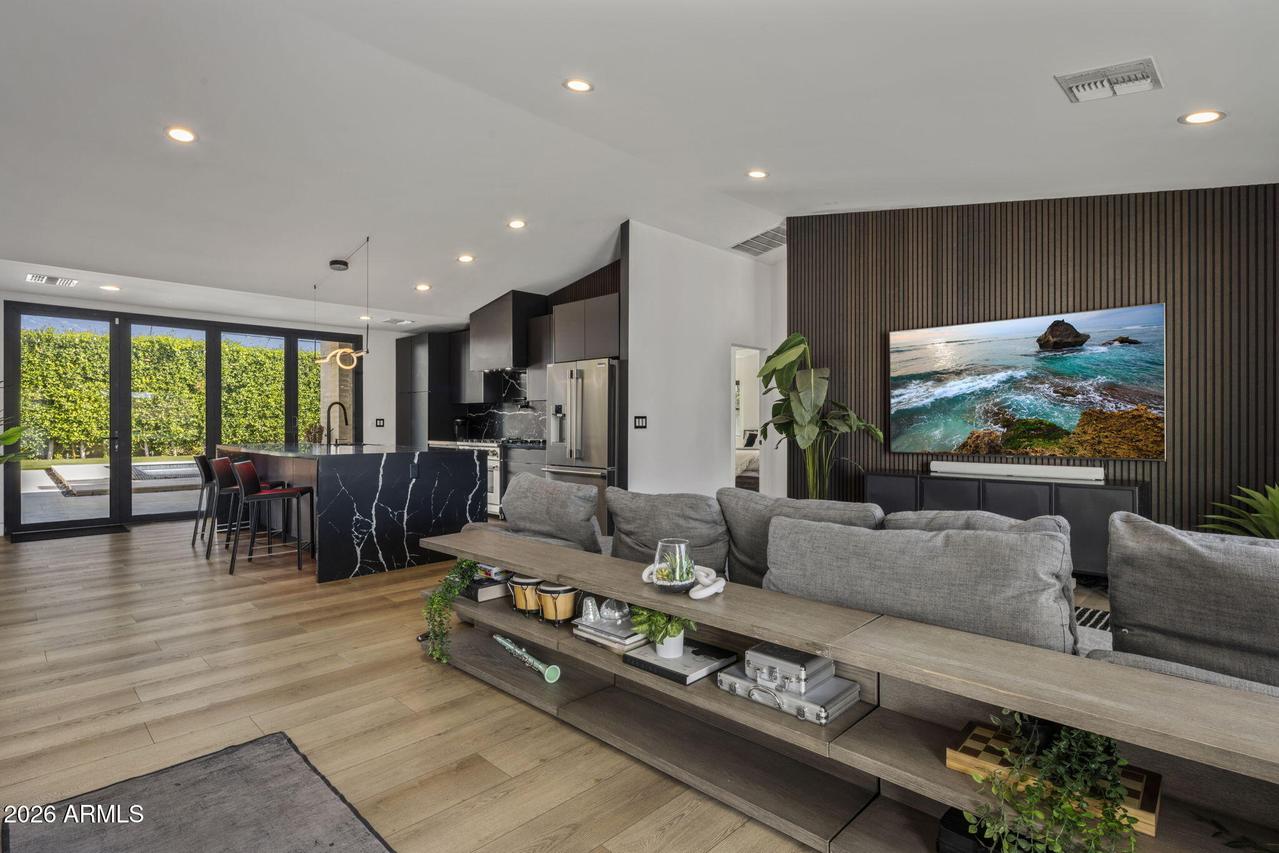 4334 E Lewis Ave., Phoenix, AZ 85008