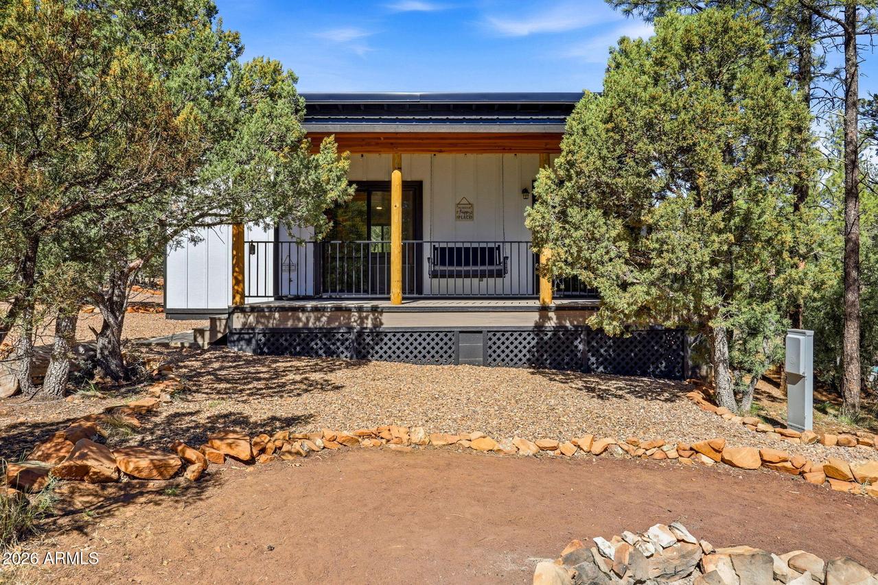 2787 Paradise Pines Rd., Overgaard, AZ 85933
