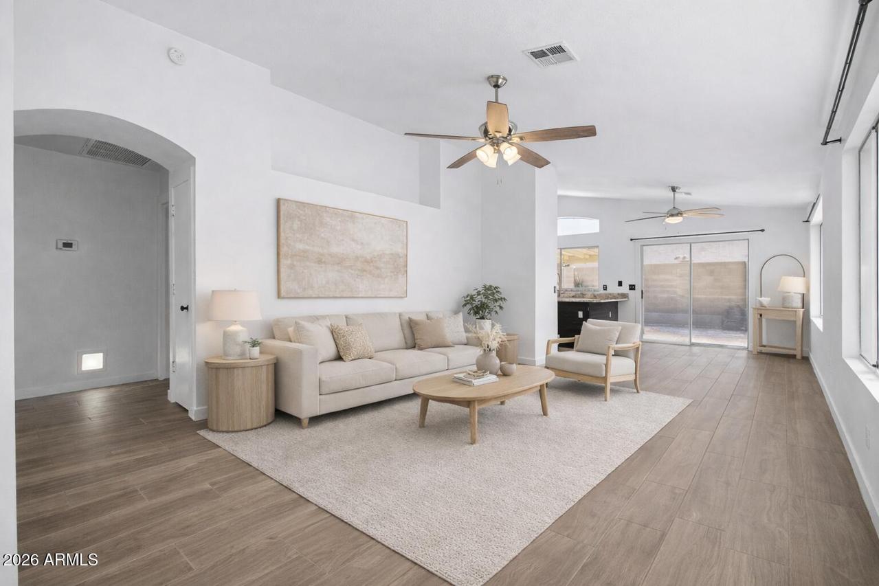 109 W Mohawk Dr., Phoenix, AZ 85027