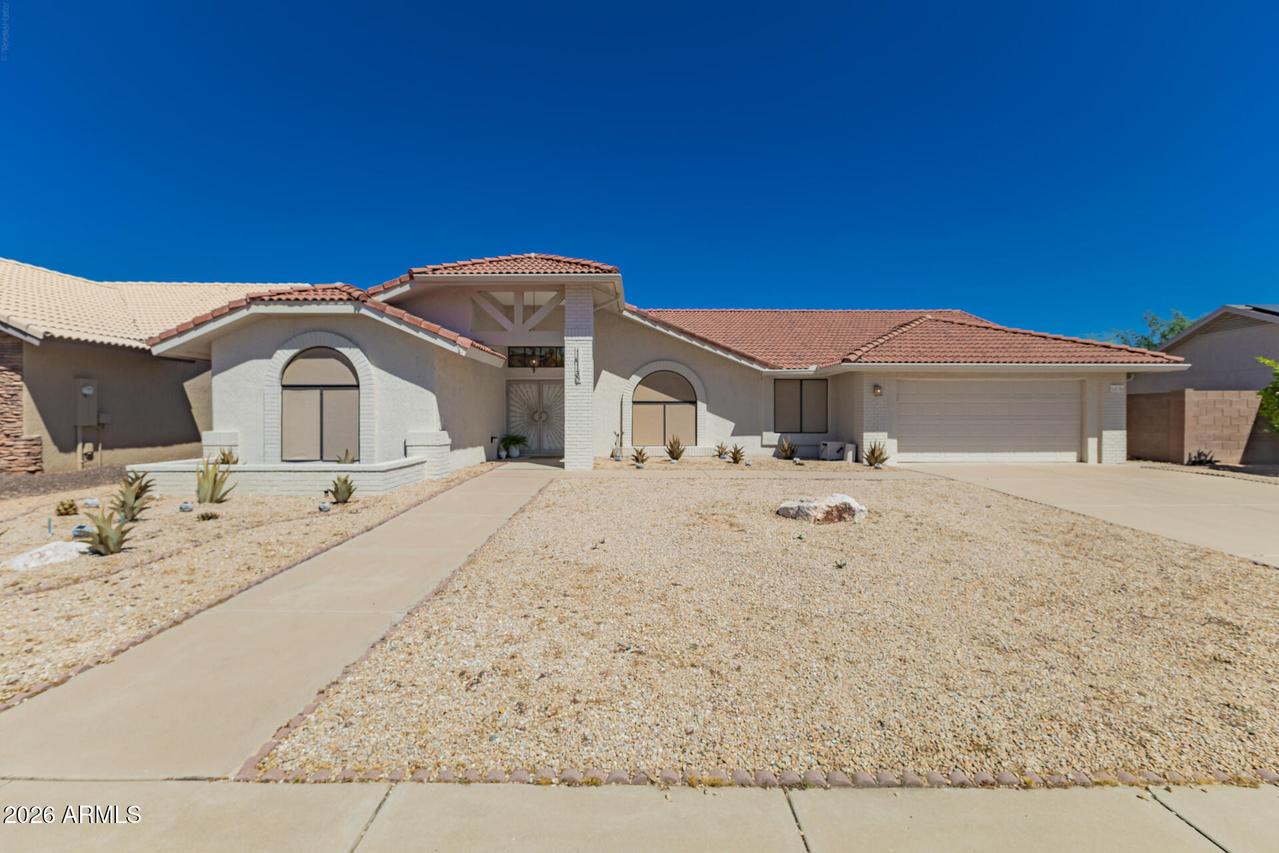 14130 W Pennystone Dr., Sun City West, AZ 85375