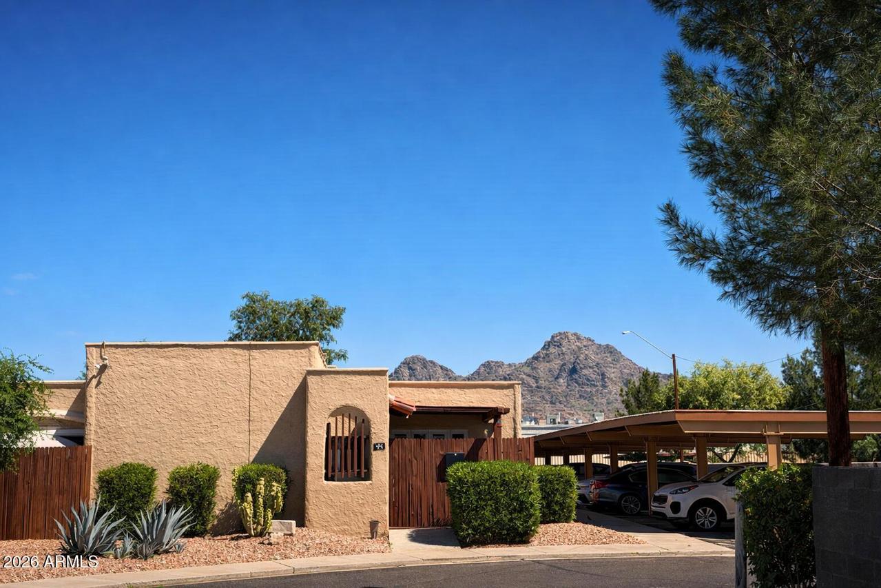 1048 E Pueblo Rd., Phoenix, AZ 85020