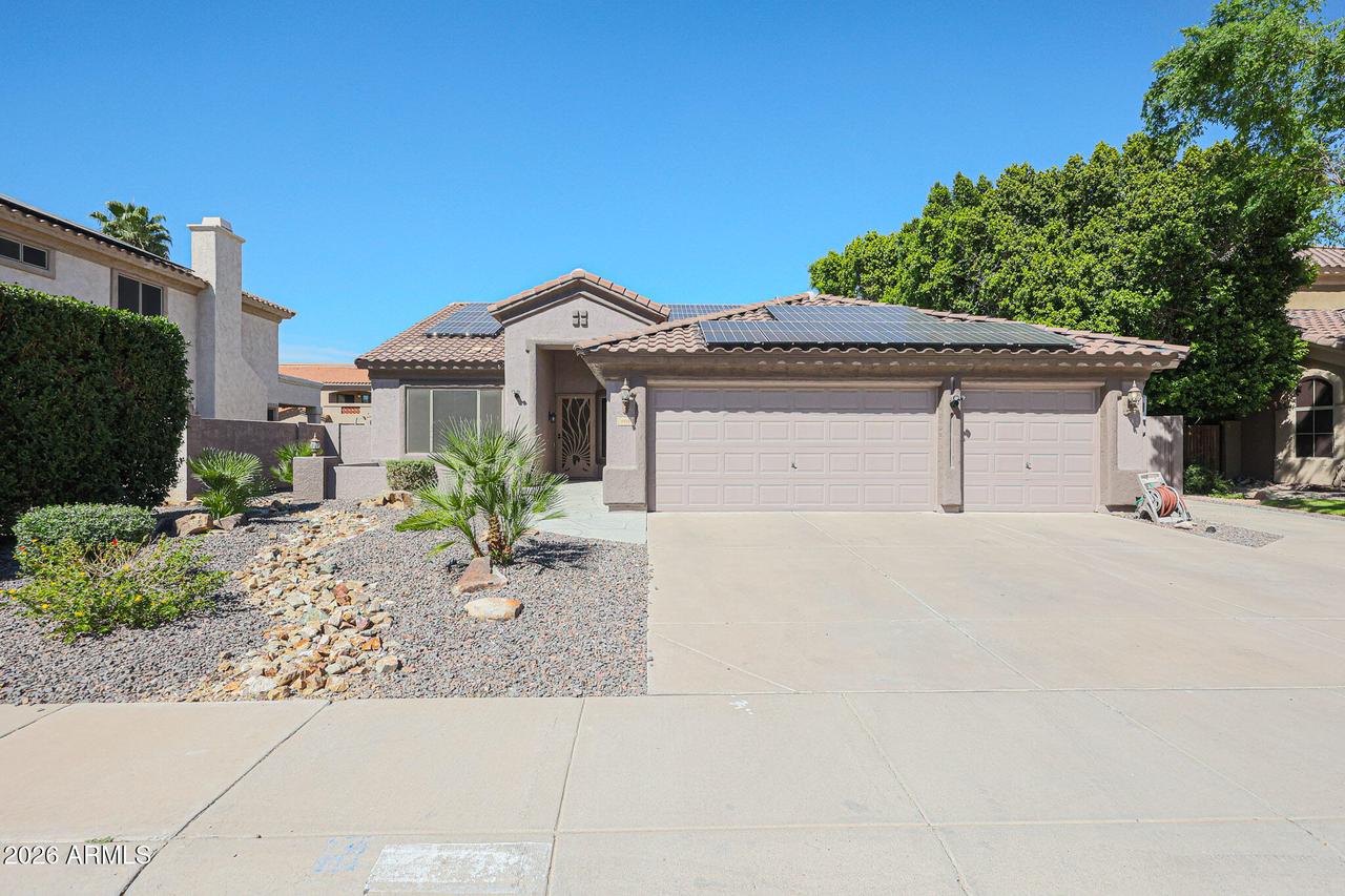 5974 W Kerry Ln., Glendale, AZ 85308