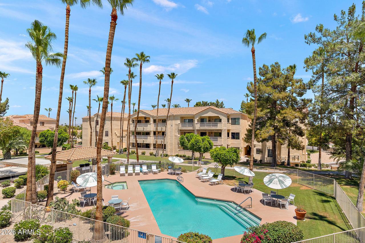 19400 N Westbrook Pkwy #220, Peoria, AZ 85382