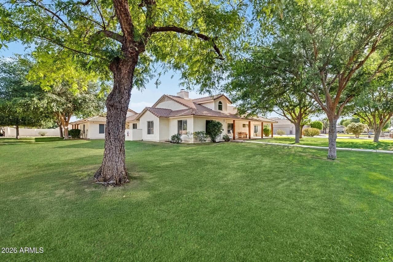 2593 E Ridgewood Ln., Gilbert, AZ 85298