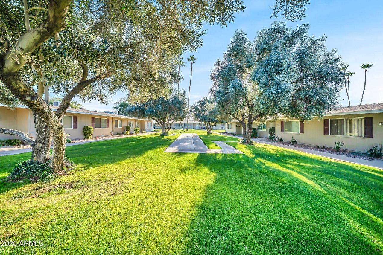 13623 N 111th Ave., Sun City, AZ 85351