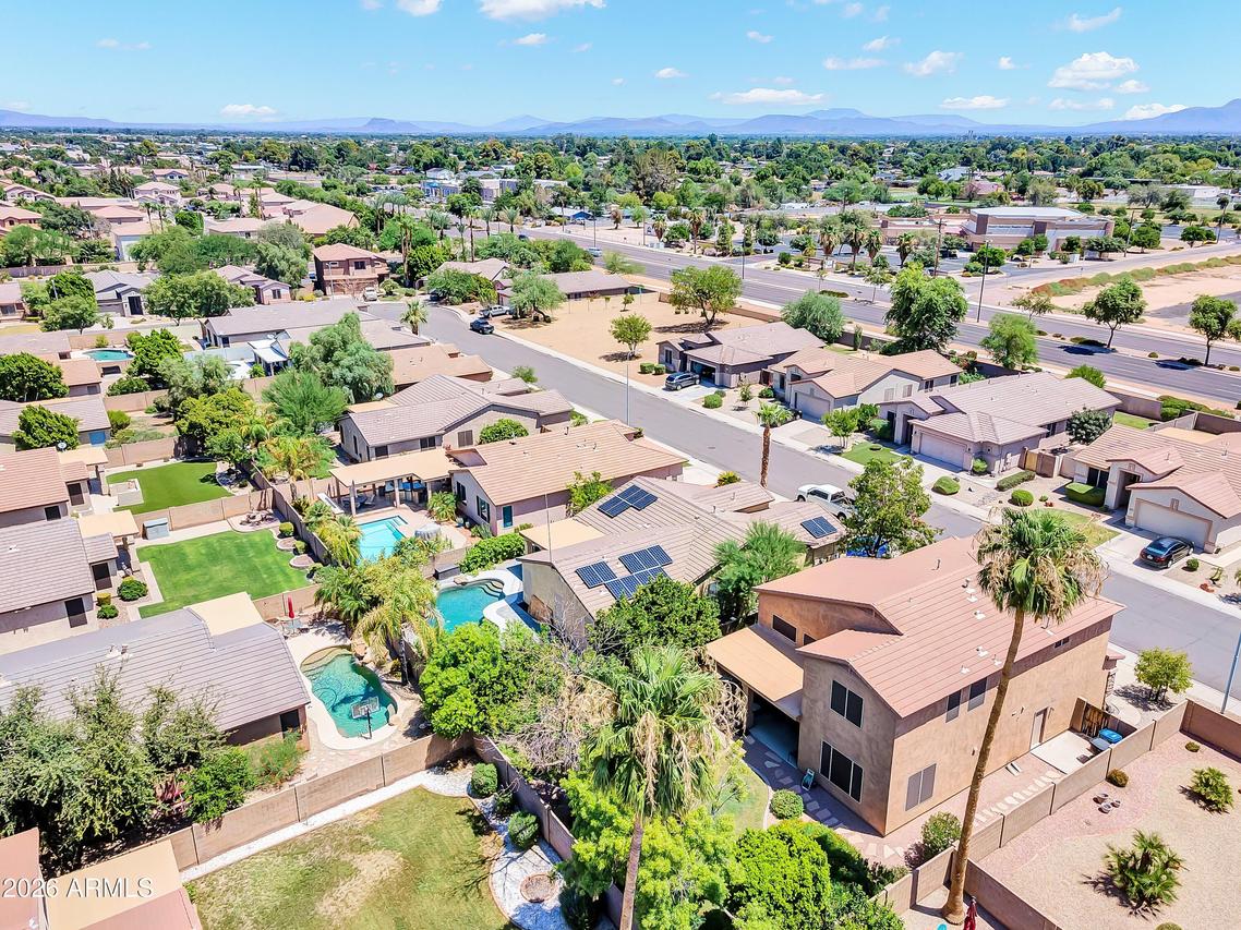 374 N Scott Dr., Chandler, AZ 85225