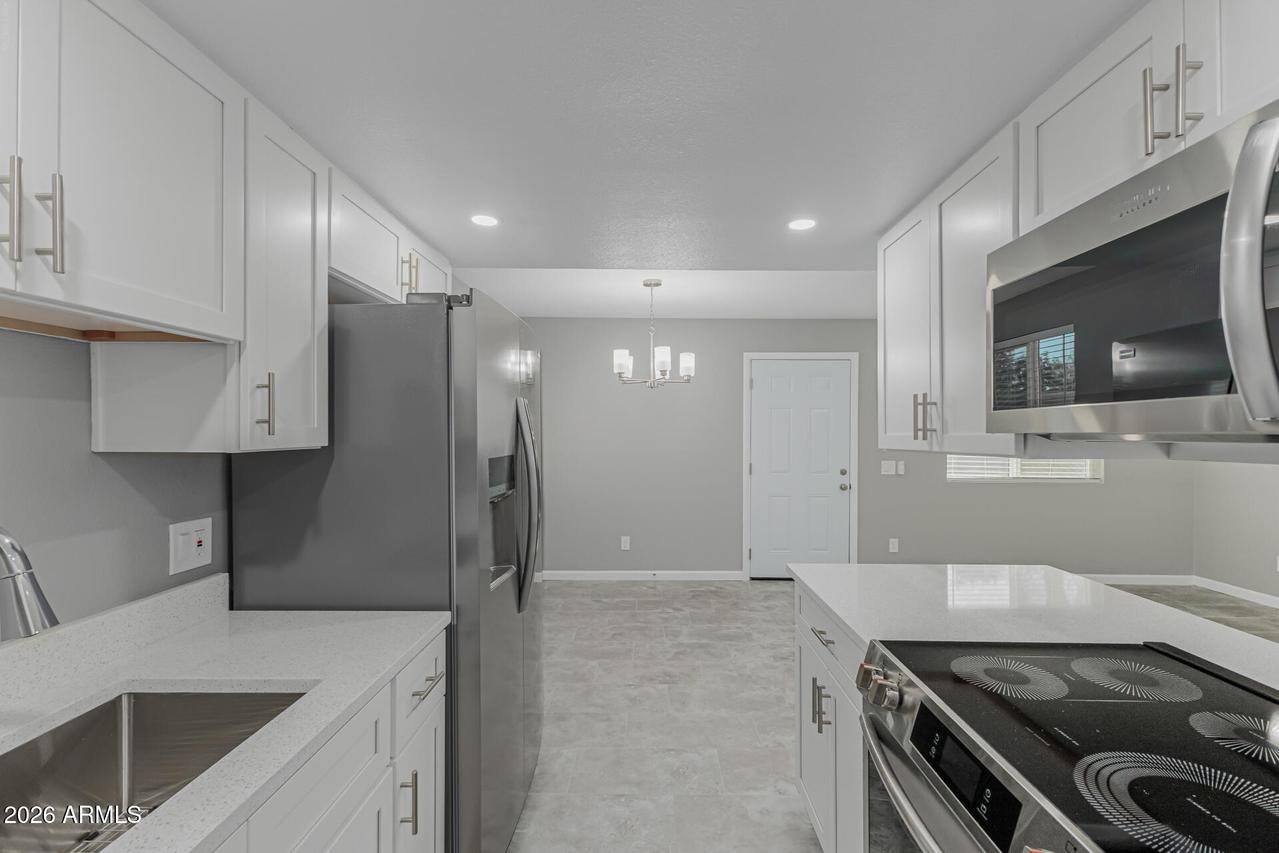 4733 E Belleview St., Phoenix, AZ 85008