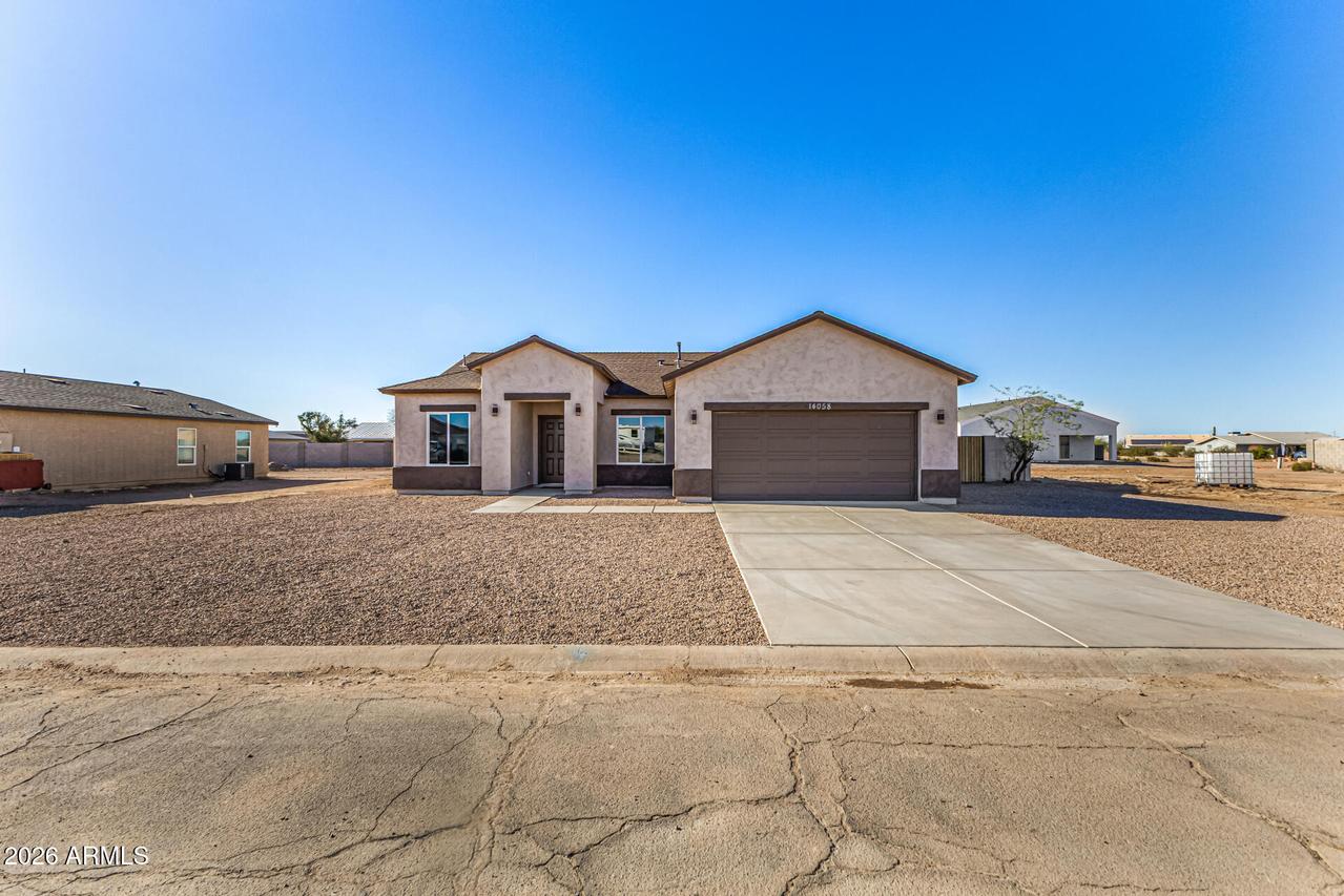 14058 S Tampico Rd., Arizona City, AZ 85123