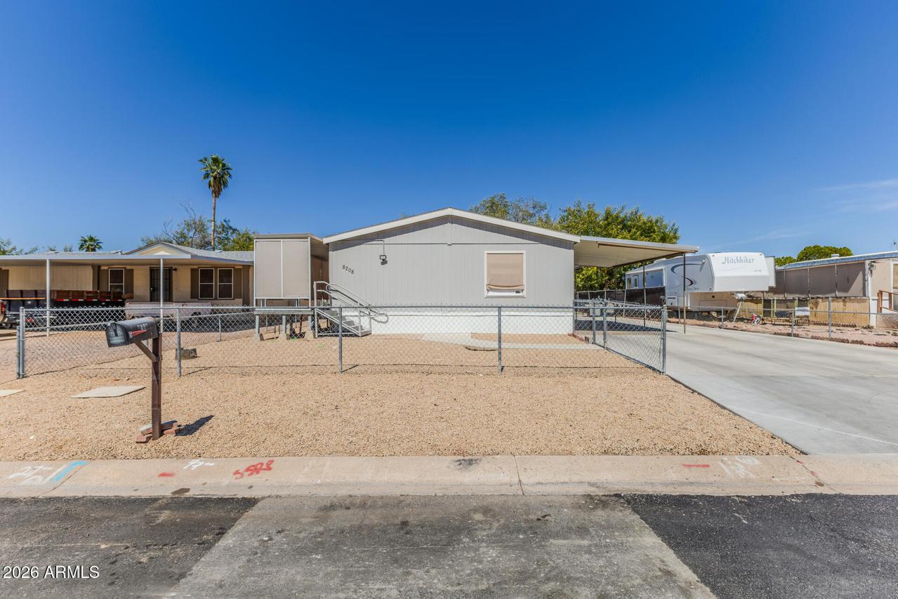 8208 E Albany St., Mesa, AZ 85207
