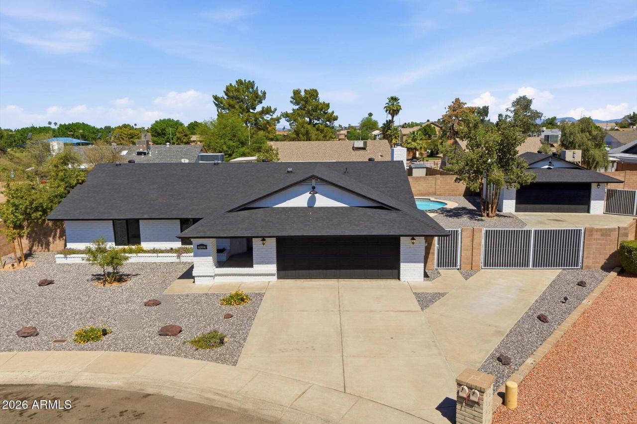 6204 W Garden Dr., Glendale, AZ 85304