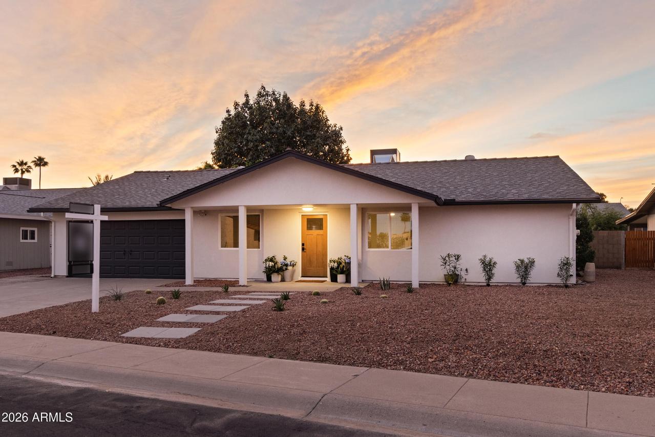 11830 S Eagleman Dr., Phoenix, AZ 85044