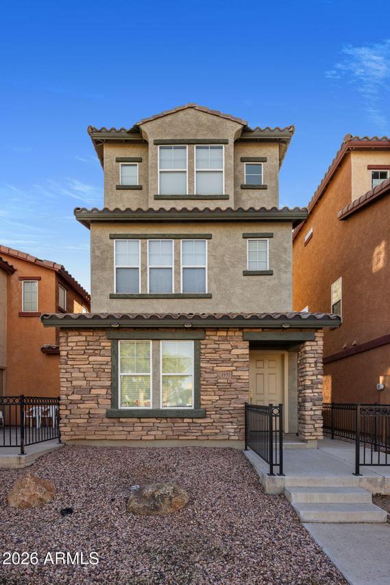 1935 N 78th Dr., Phoenix, AZ 85035