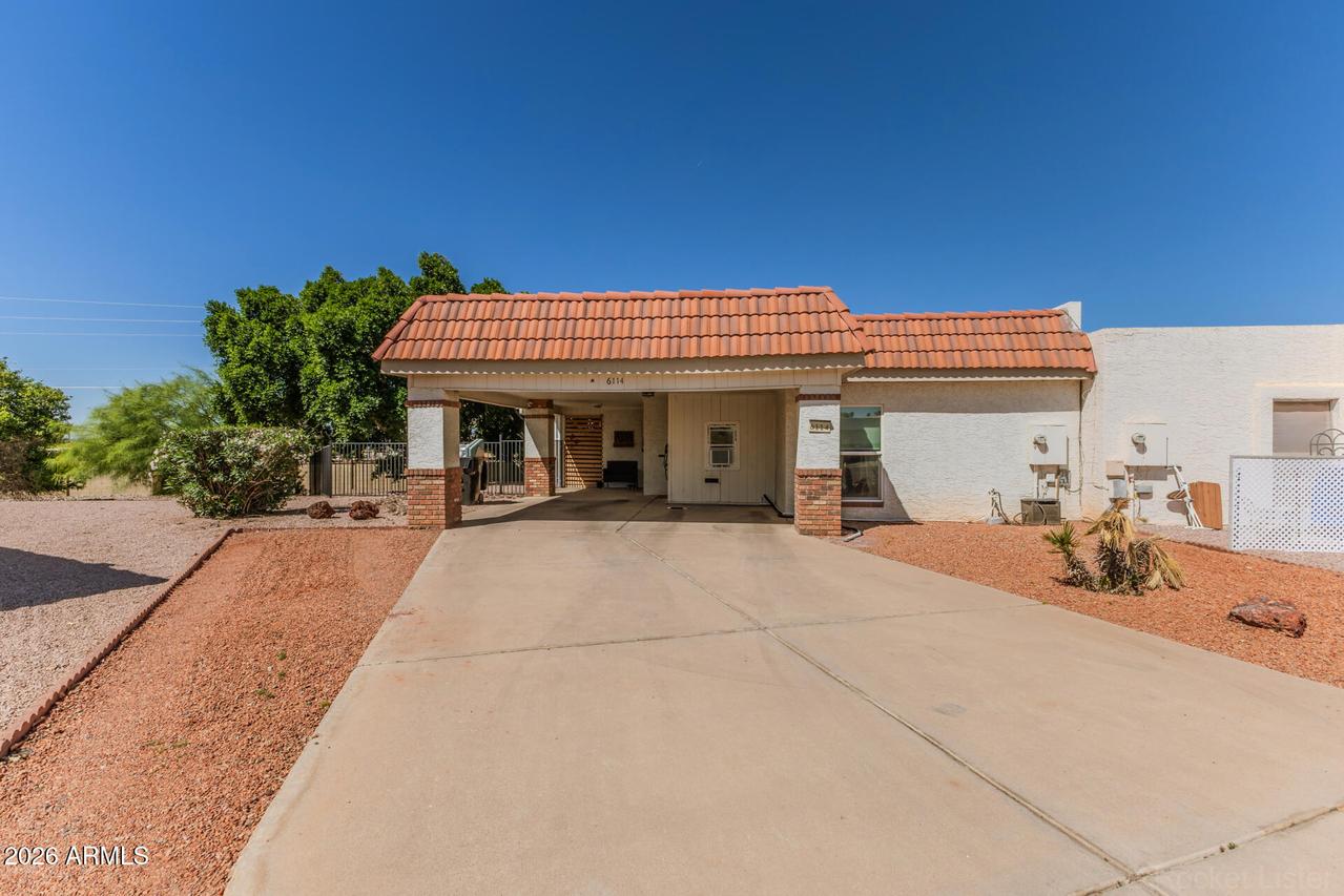 6114 E Augusta Cir., Mesa, AZ 85215
