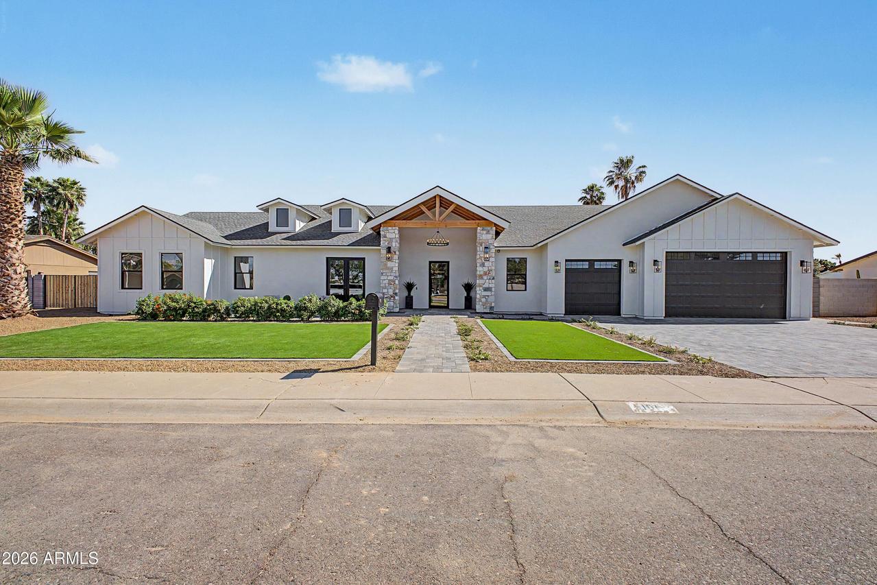 5101 E Laurel Ln., Scottsdale, AZ 85254