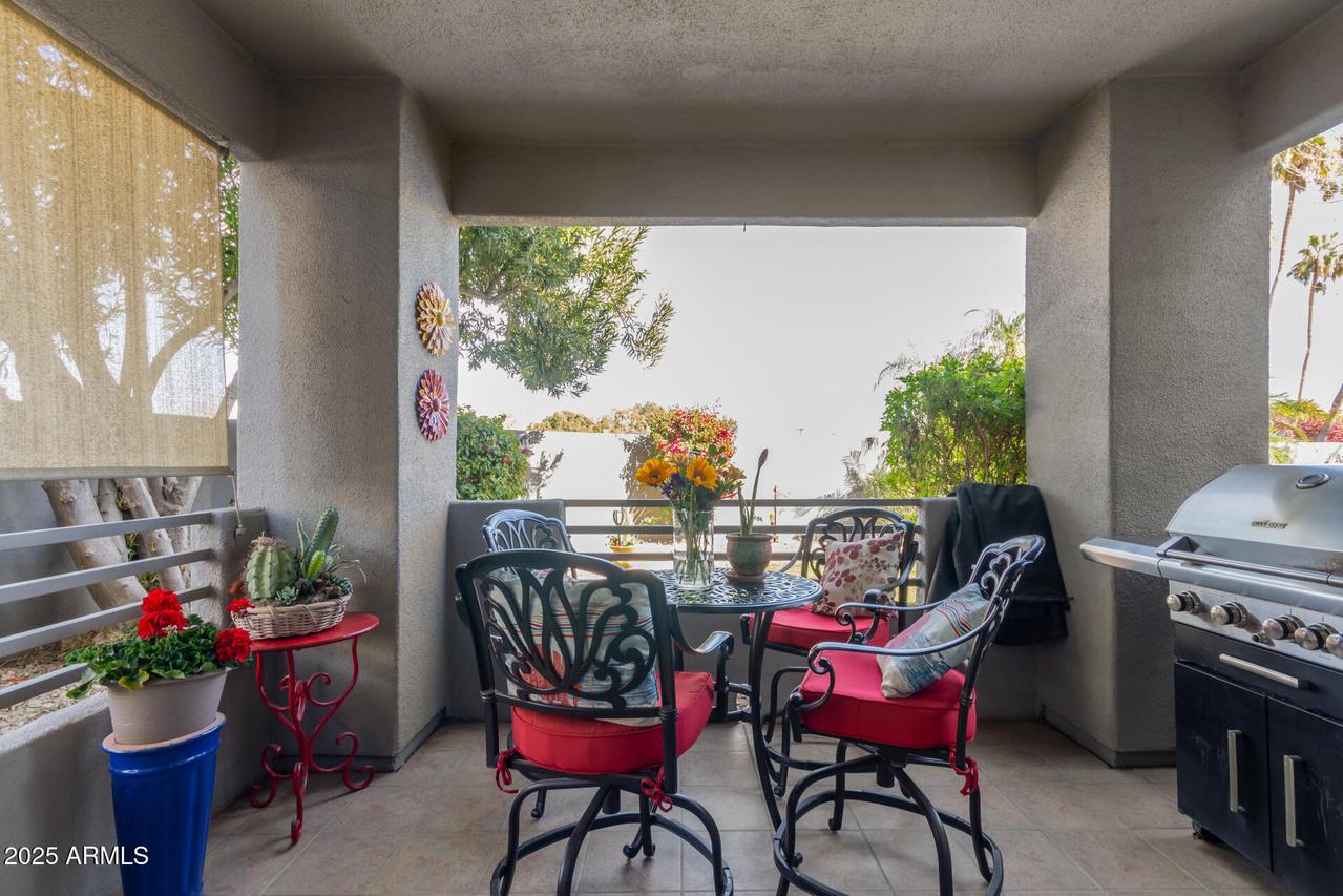 7401 W Arrowhead Clubhouse Dr. #1023, Glendale, AZ 85308