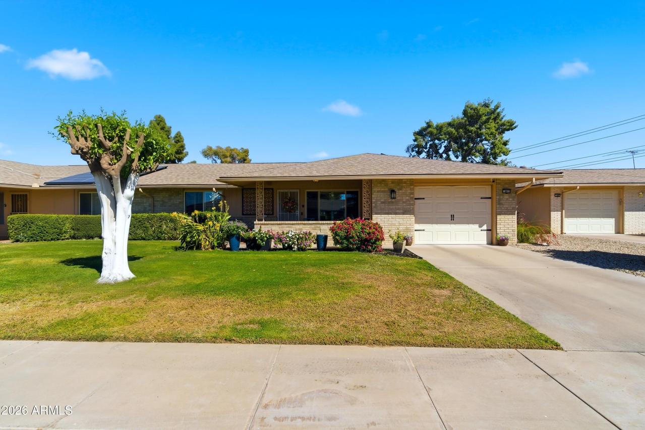 9011 N 109th Dr., Sun City, AZ 85351