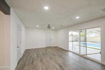 2614 W Aster Dr., Phoenix, AZ 85029