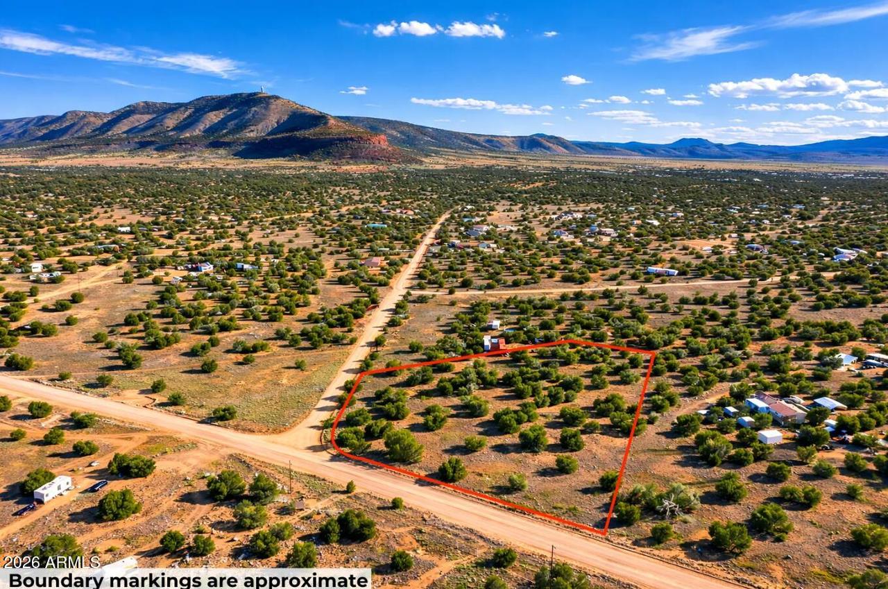 53605 N Bridge Canyon Pkwy. #404, Seligman, AZ 86337