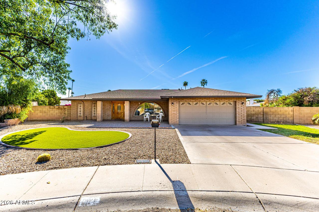 1123 E Julie Dr., Tempe, AZ 85283