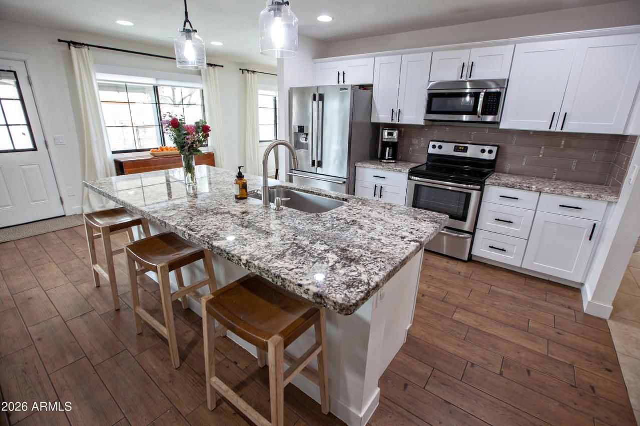 1217 E Watson Dr., Tempe, AZ 85283