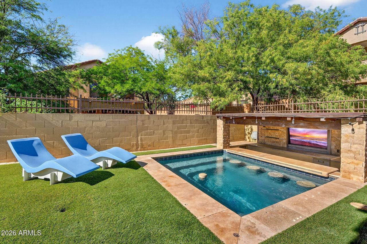 6932 E Pearl St., Mesa, AZ 85207