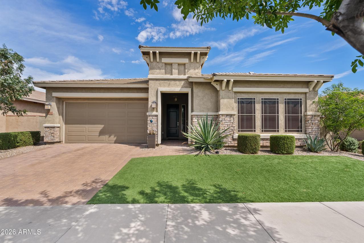 10332 E Wavelength Ave., Mesa, AZ 85212