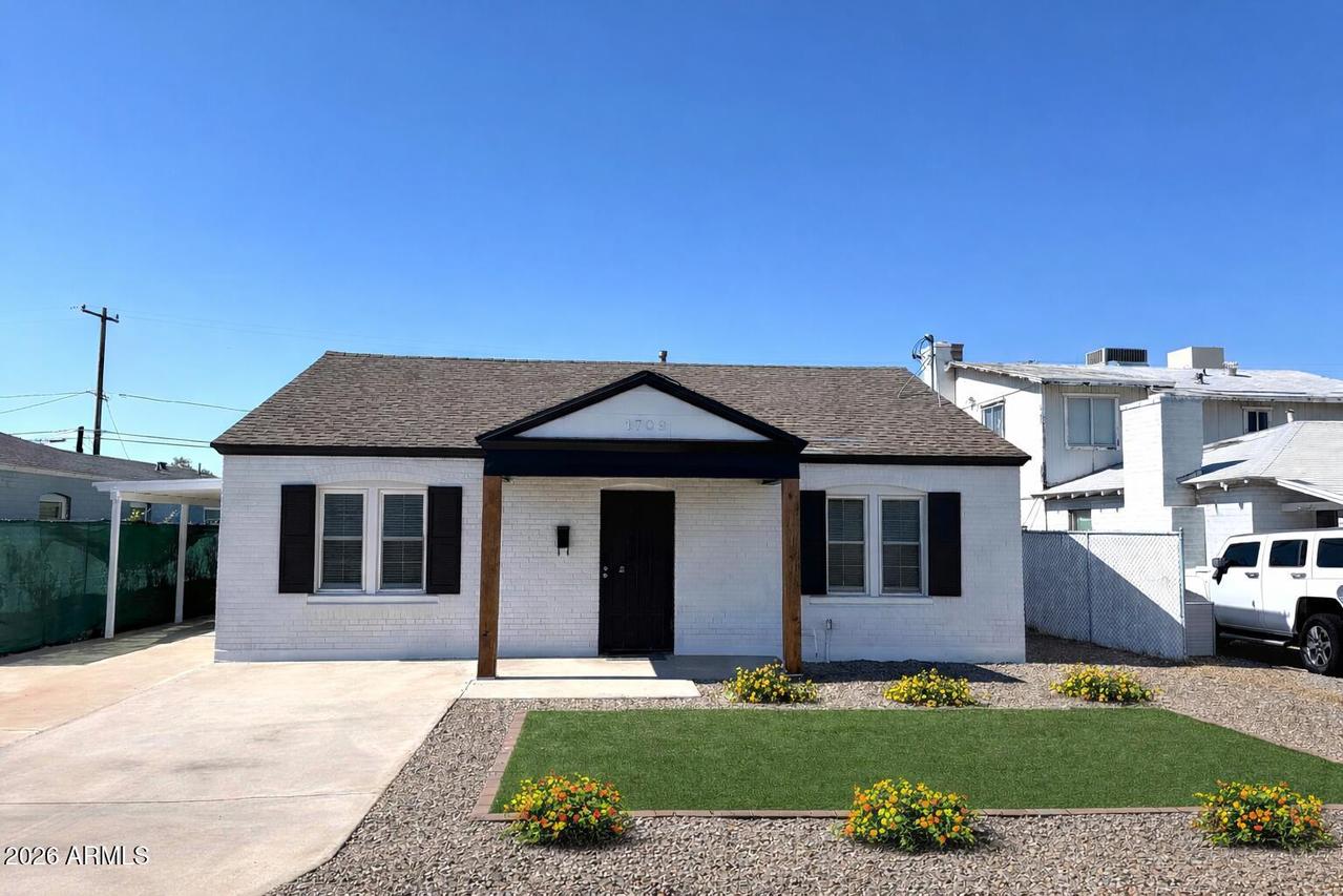 1709 E Willetta St., Phoenix, AZ 85006
