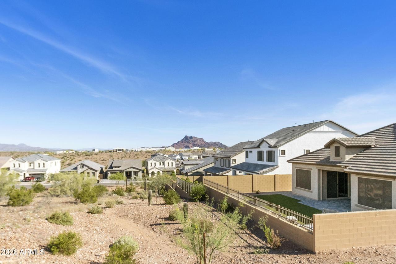 5628 E Scarlet St., Mesa, AZ 85215