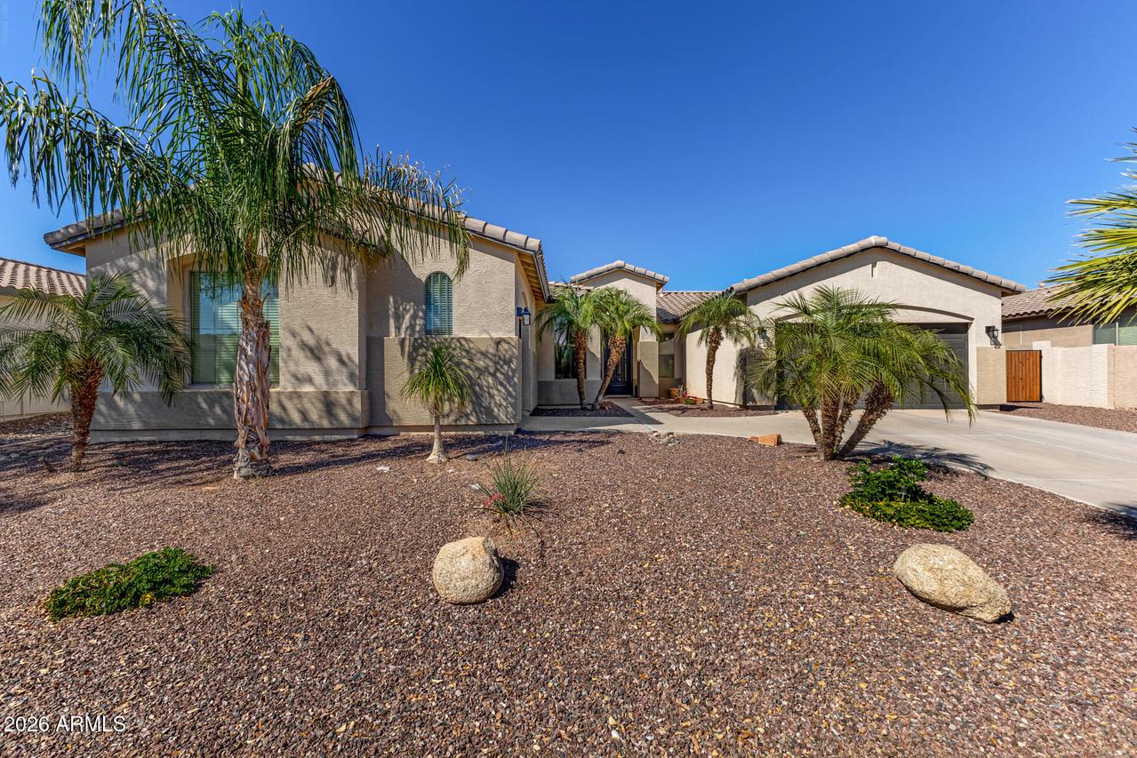 3370 E Horseshoe Dr., Chandler, AZ 85249