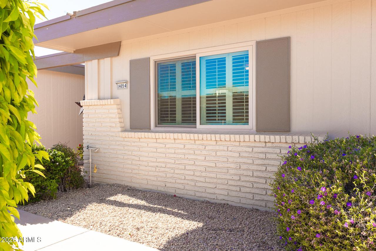 14054 N Palm Ridge Dr., Sun City, AZ 85351