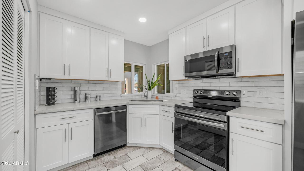 610 E Royal Palm Sq., Phoenix, AZ 85020