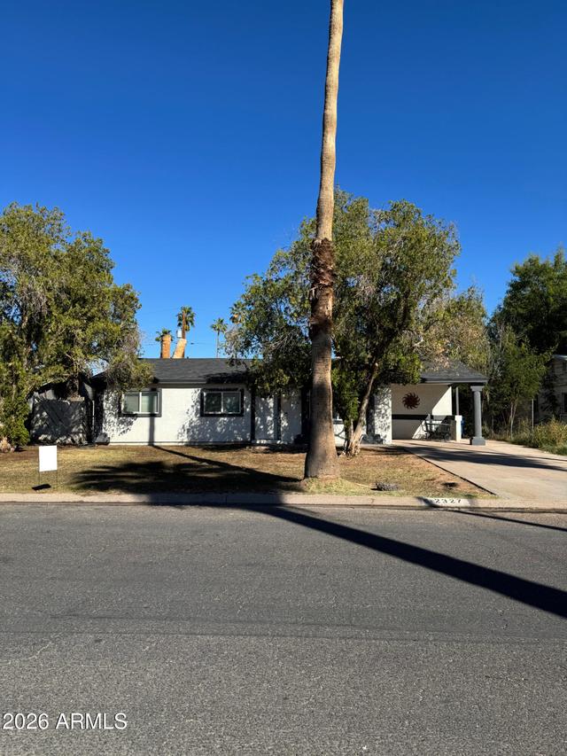 2327 N 31st St., Phoenix, AZ 85008