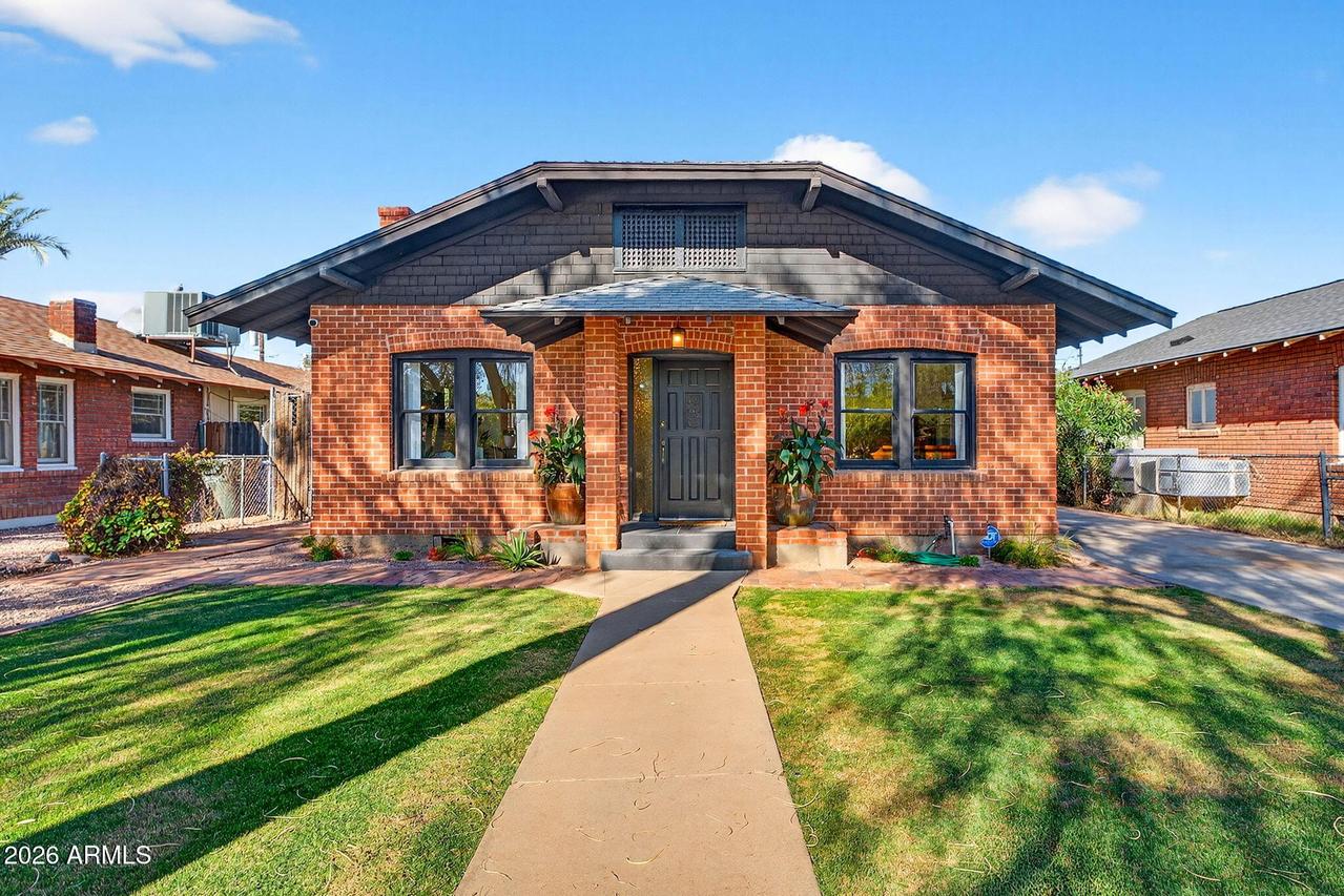 2022 N 11th St., Phoenix, AZ 85006