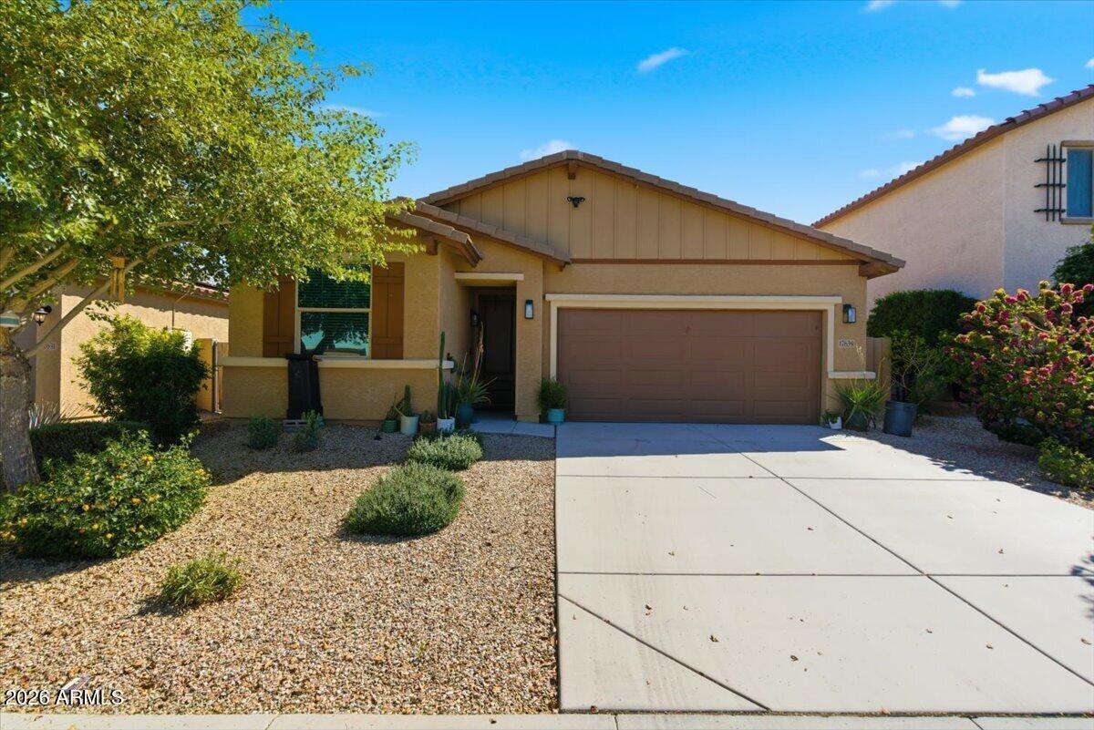 17639 W Country Club Ter., Surprise, AZ 85387