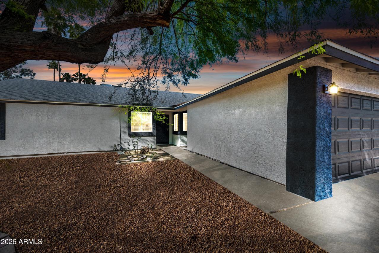 6112 W Saint Moritz Ln., Glendale, AZ 85306