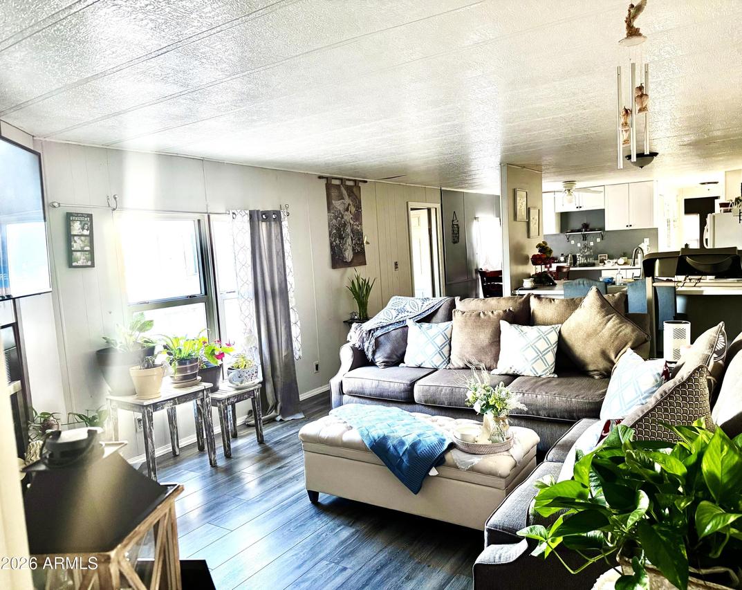 12727 W Glendale Ave. #42, Glendale, AZ 85305