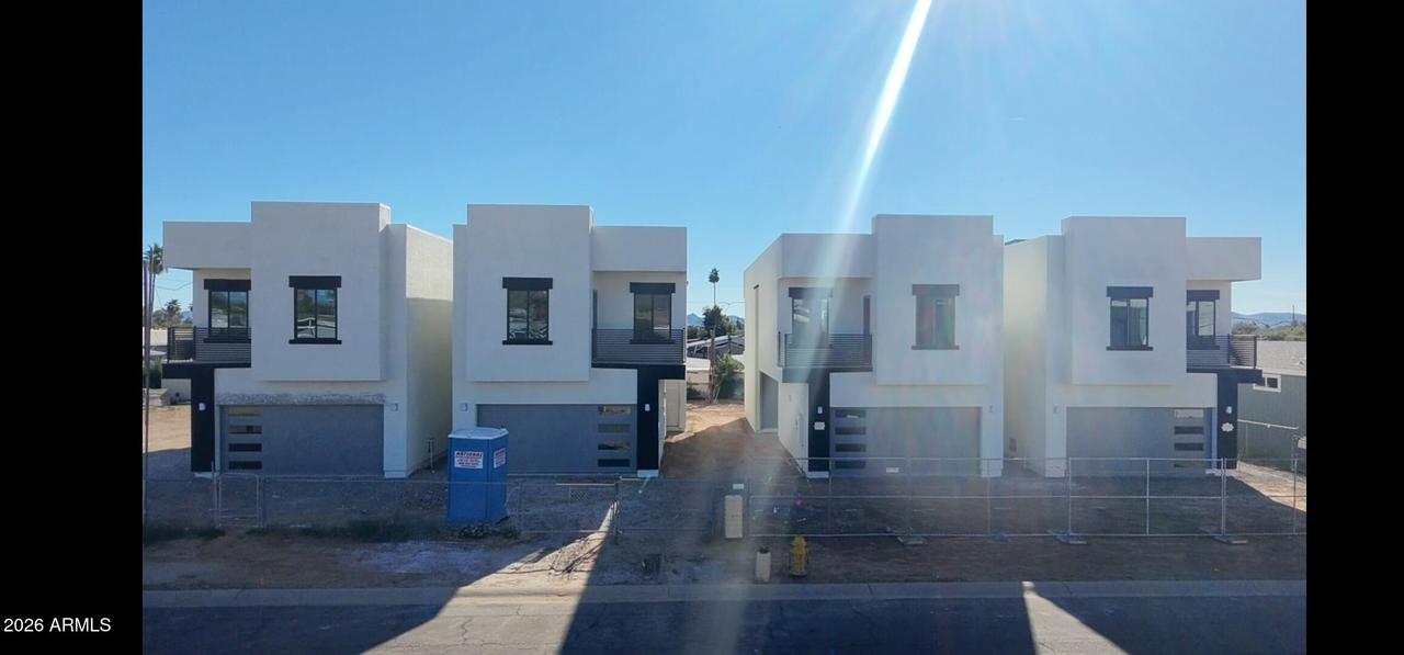 2041 E Michigan Ave., Phoenix, AZ 85022