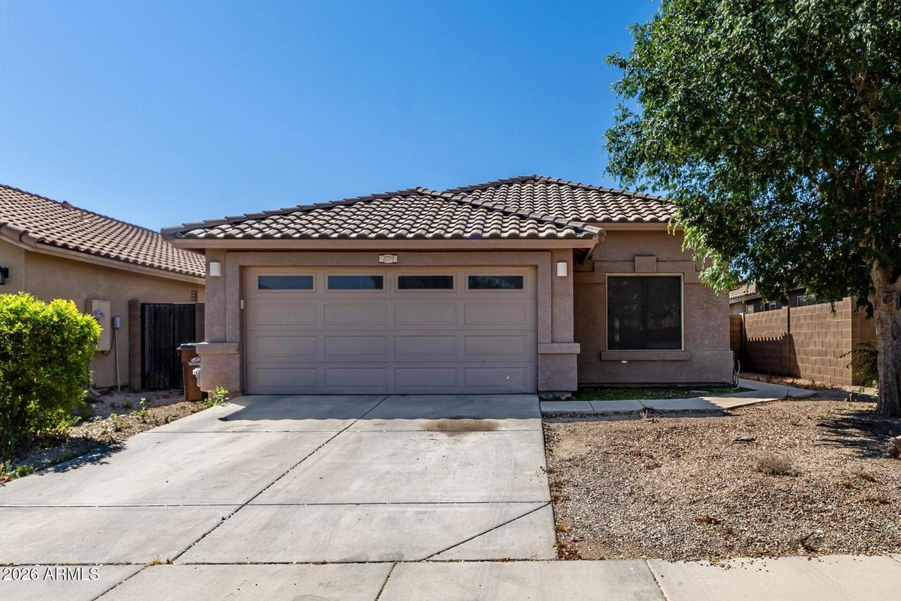 2775 W Angel Way, San Tan Valley, AZ 85144