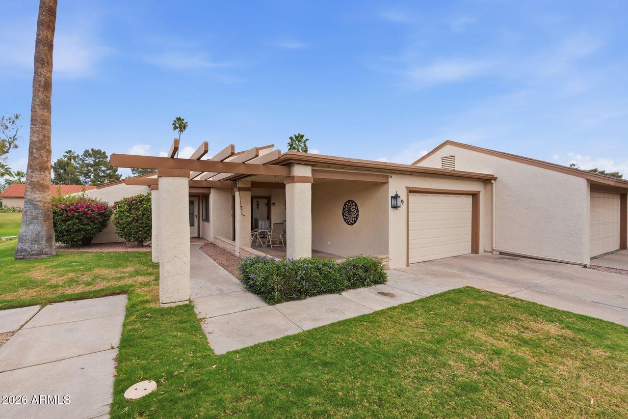9 Leisure World, Mesa, AZ 85206