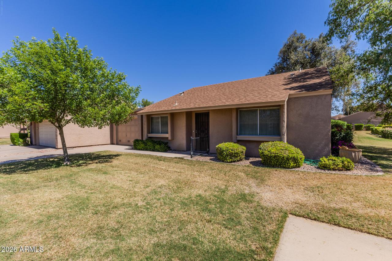 107 Leisure World, Mesa, AZ 85206